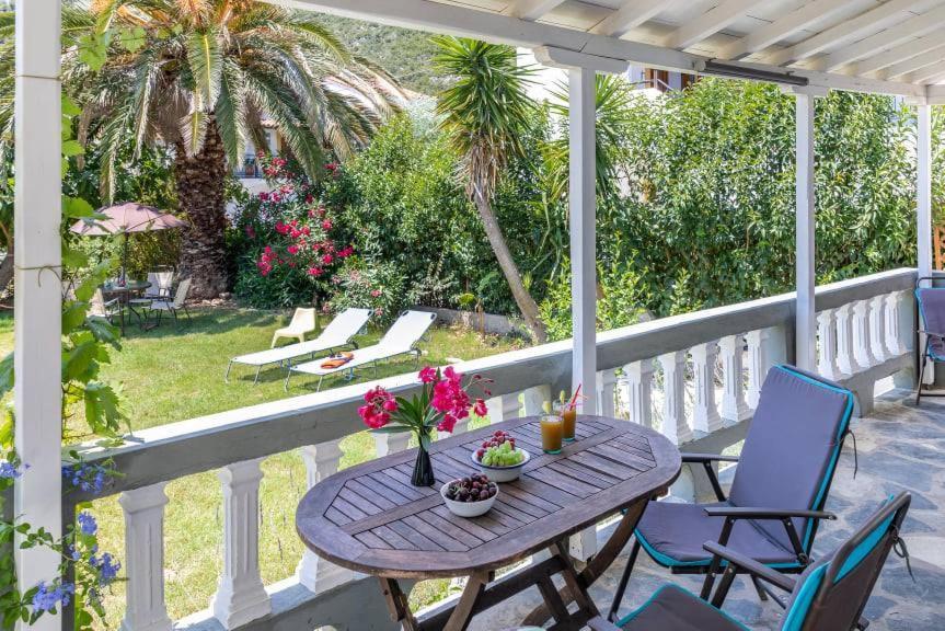 Myrto Holiday House Στάφυλος Εξωτερικό φωτογραφία